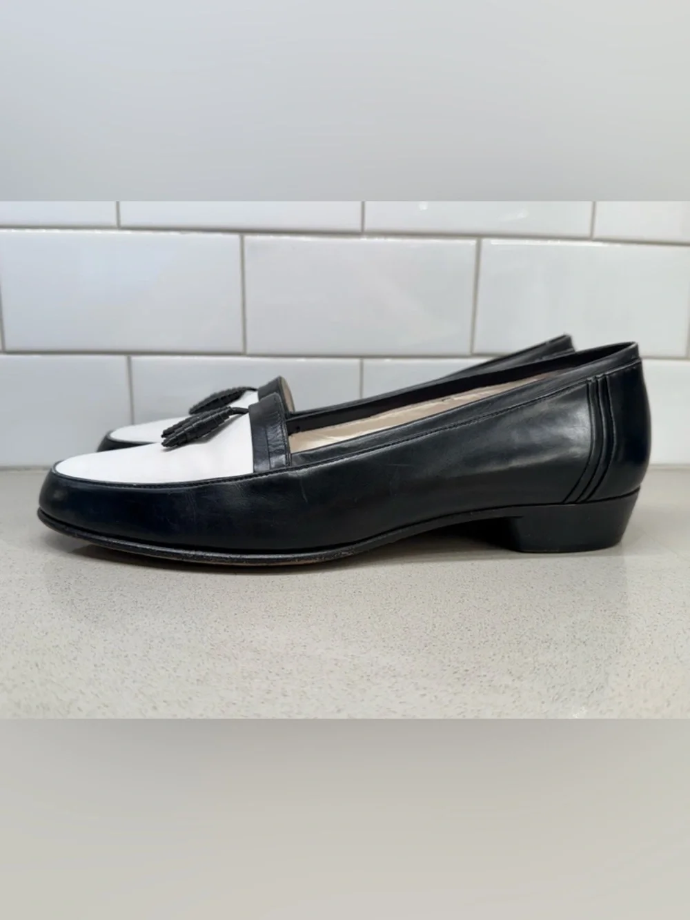 Vintage 80s RARE - Susan Bennis Warren Edwards Black and White Tassel Loafers